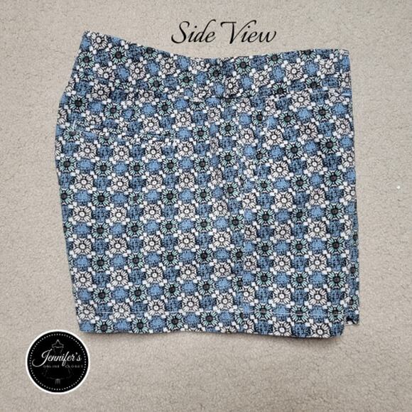 LOFT Women's Blue Teal Brown Floral Linen Blend Shorts Size 8 - Picture 3 of 8
